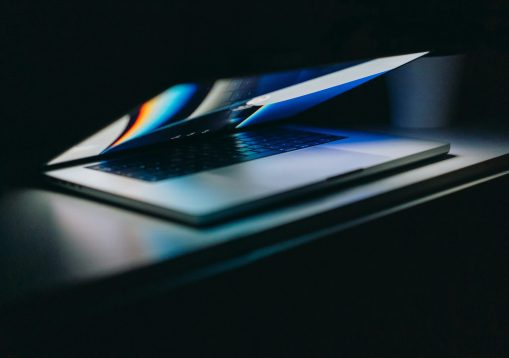 geio-tischler-2LDtrT8FbNs-unsplash
